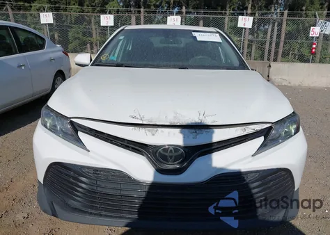 2020 Toyota Camry из США, поврежденный, VIN 4T1C11AK1LU929574